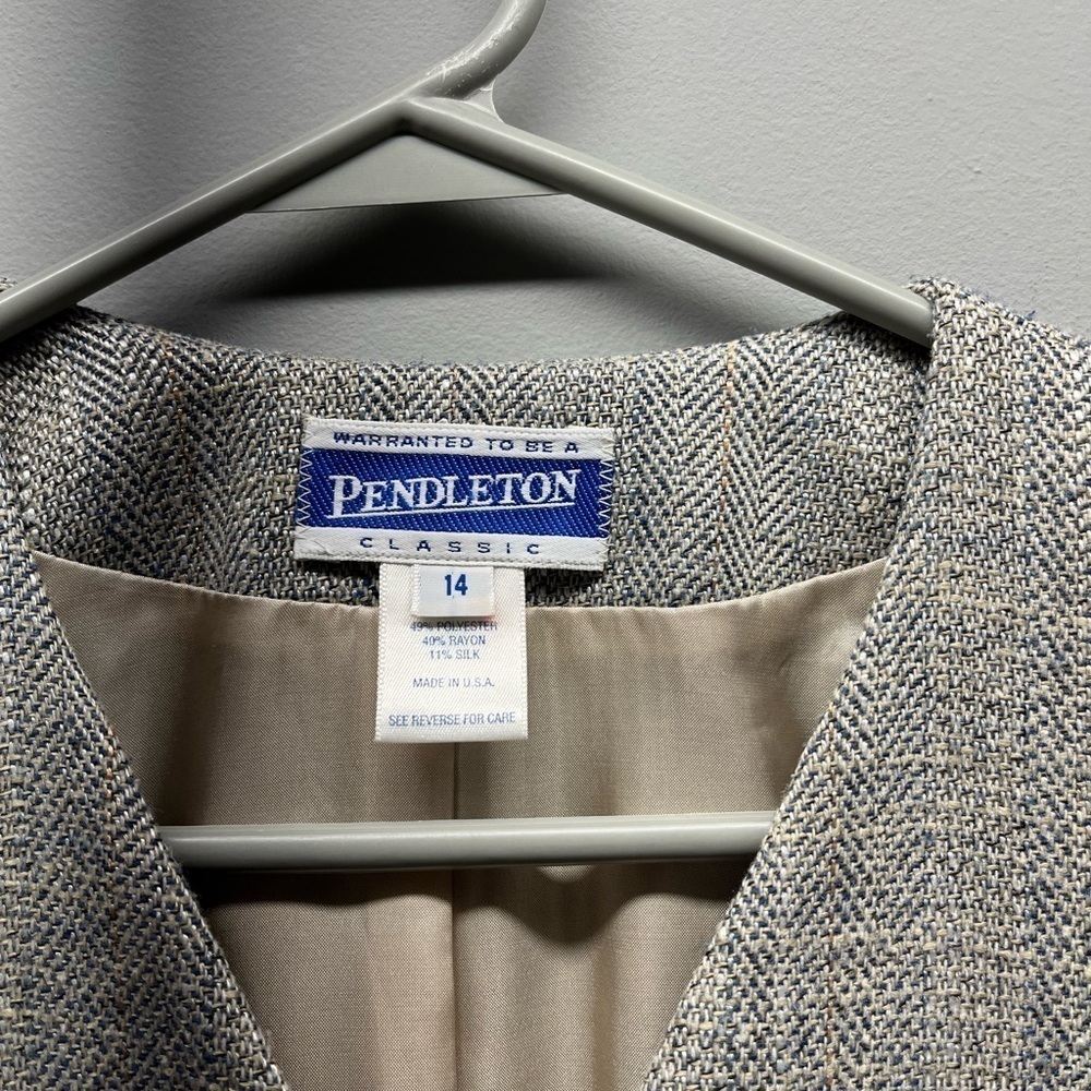 Pendleton Blazer - image 3